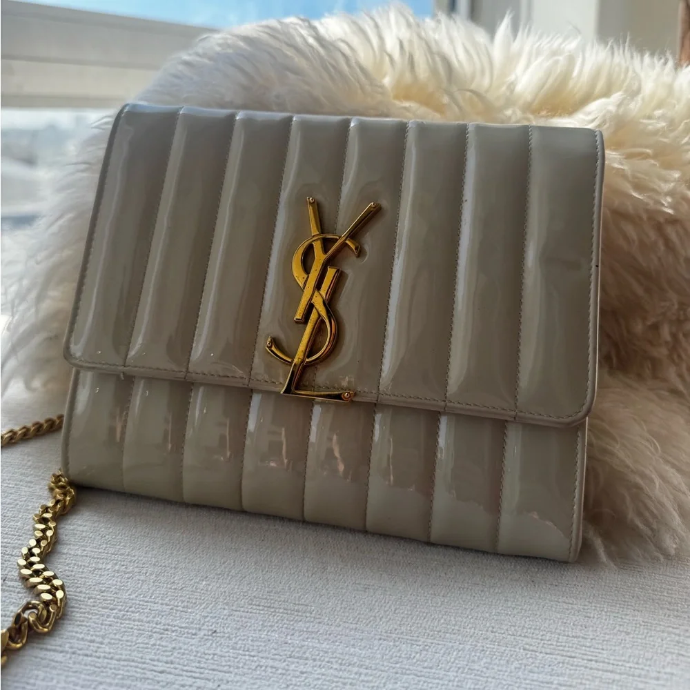 Yves Saint Laurent Glossy Cream Crossbody Bag - Picture 1 of 14